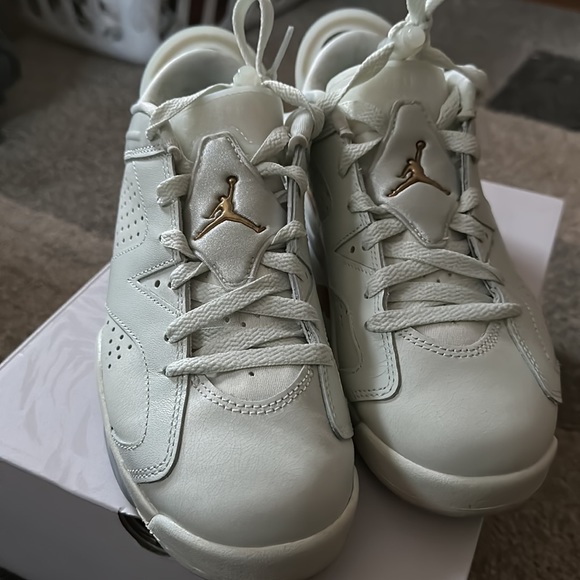 2022 Air Jordan 6 Low “Lunar New Year” - Picture 10 of 15